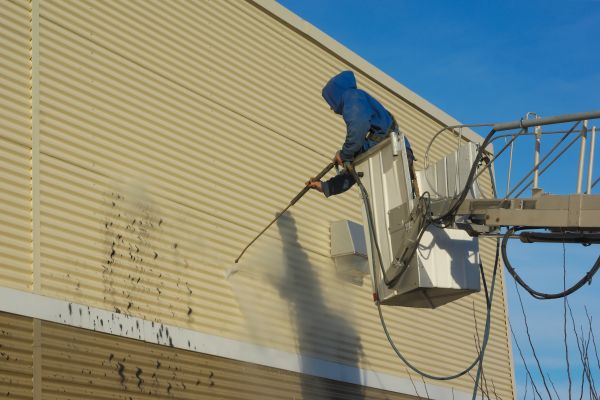 Cladding Cleaning in Orange