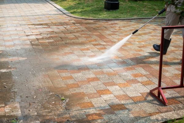 Pavers Washing in Orange