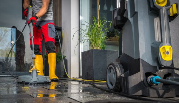 Commercial Pressure Cleaning in Orange