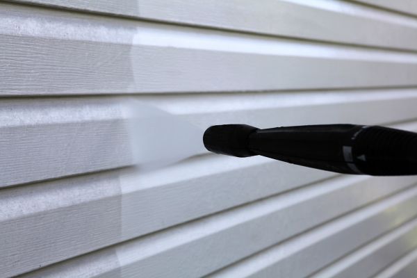 Condo Siding Power Washing in Orange