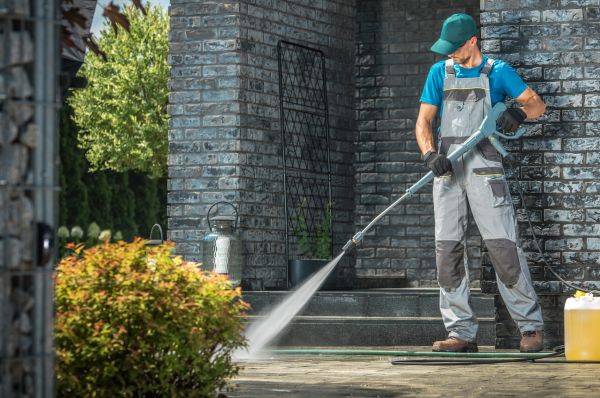 Outside House Cleaning in Orange