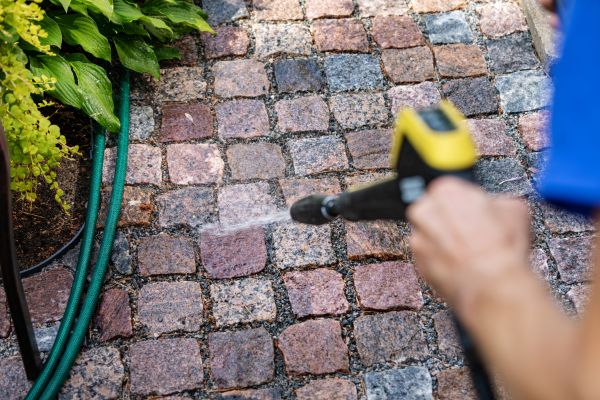 Paver Sidewalk Cleaning in Orange