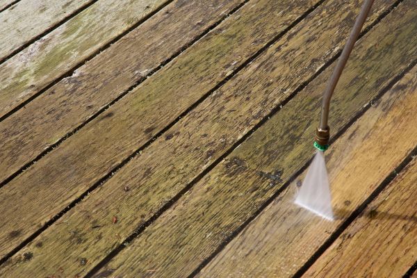Deck Mold Removal in Orange